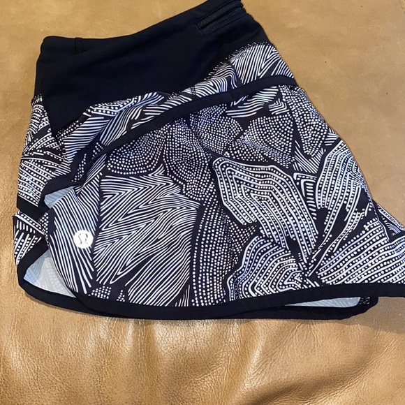 Lululemon  Athletics - Picture 5 of 12